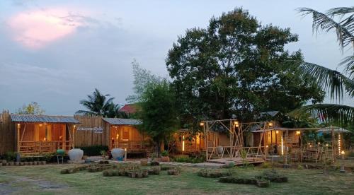 สวนเกษตรรักษ์ไผ่ ณ สุรินทร์