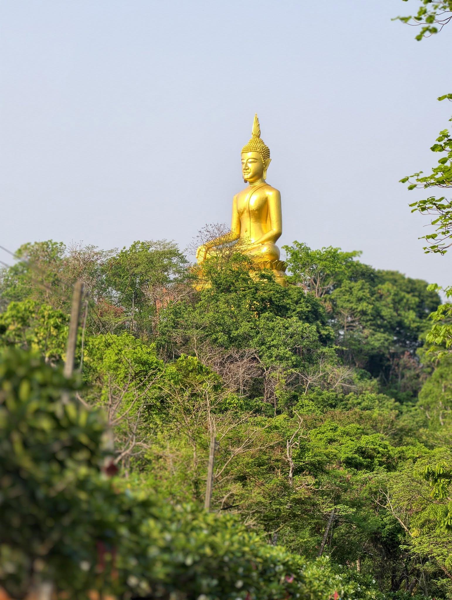 งานประเพณีขึ้นเขาสวาย เคาะระฆังพันใบ กราบไหว้สิ่งศักดิ์สิทธิ์ รูปที่ 5